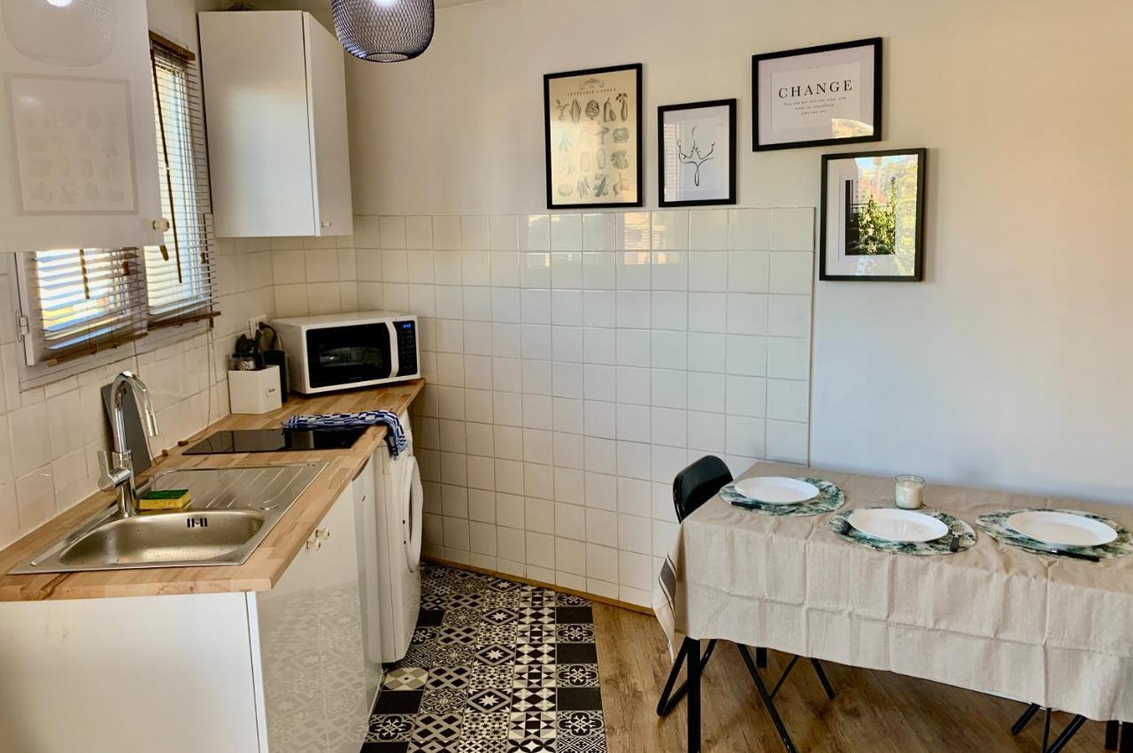 Superbe Appartement Avec Parking Gratuit Sur Place Saint-Denis  Kültér fotó
