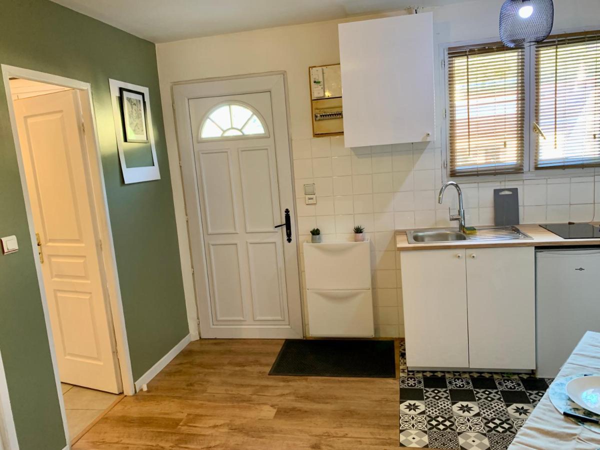 Superbe Appartement Avec Parking Gratuit Sur Place Saint-Denis  Kültér fotó