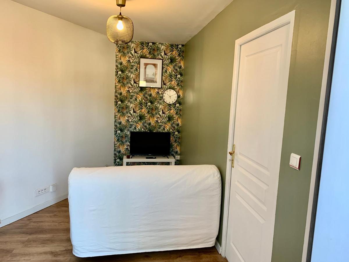 Superbe Appartement Avec Parking Gratuit Sur Place Saint-Denis  Kültér fotó